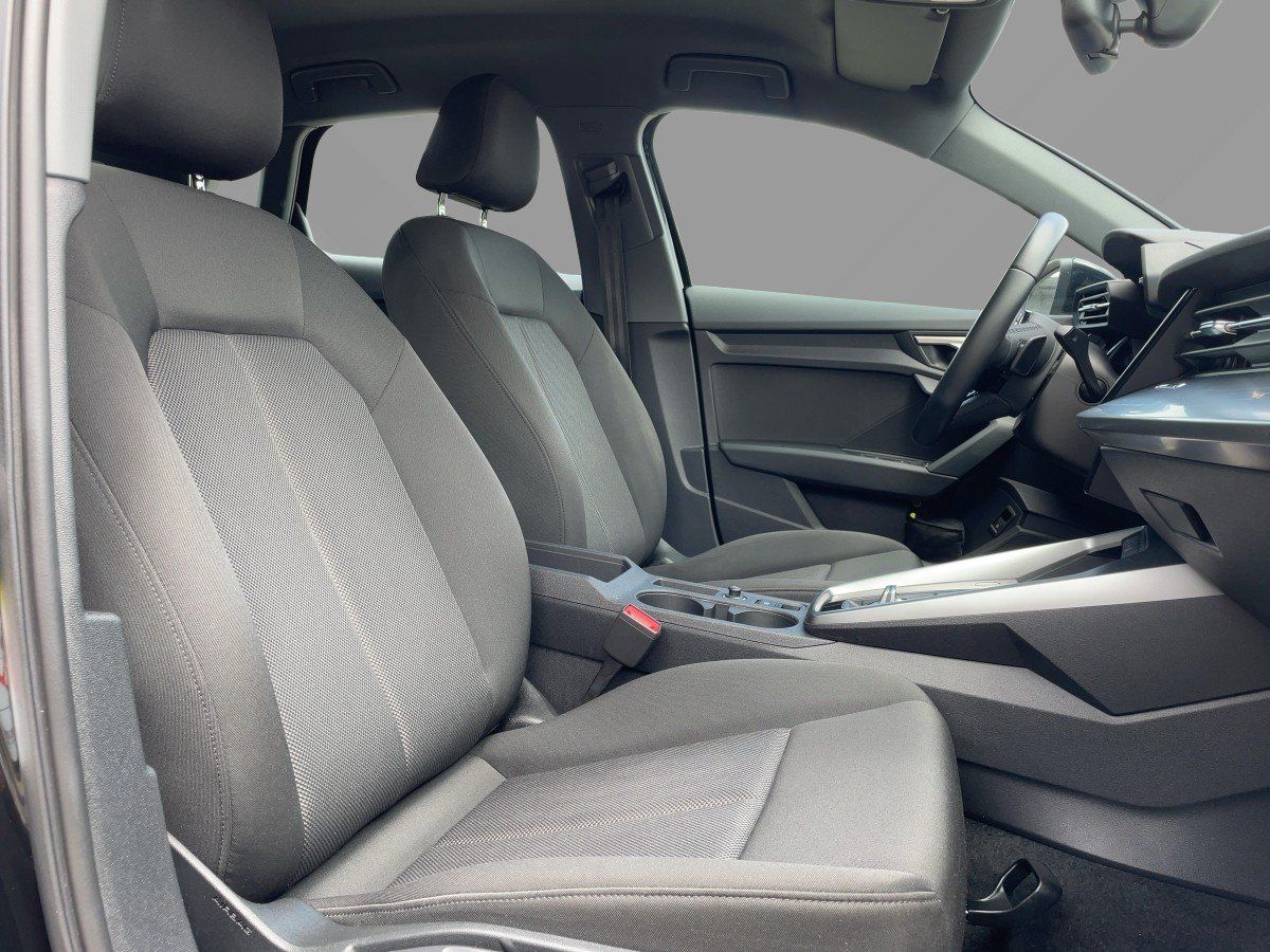 Audi A3 Sportback basis 1.4 TFSI e Navi PDC Tempomat