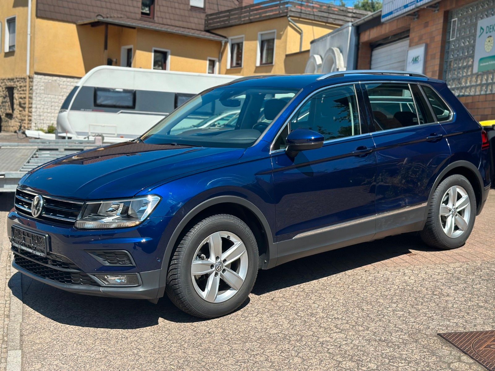 Volkswagen Tiguan Comfortline - Samsaru's Car Outlet