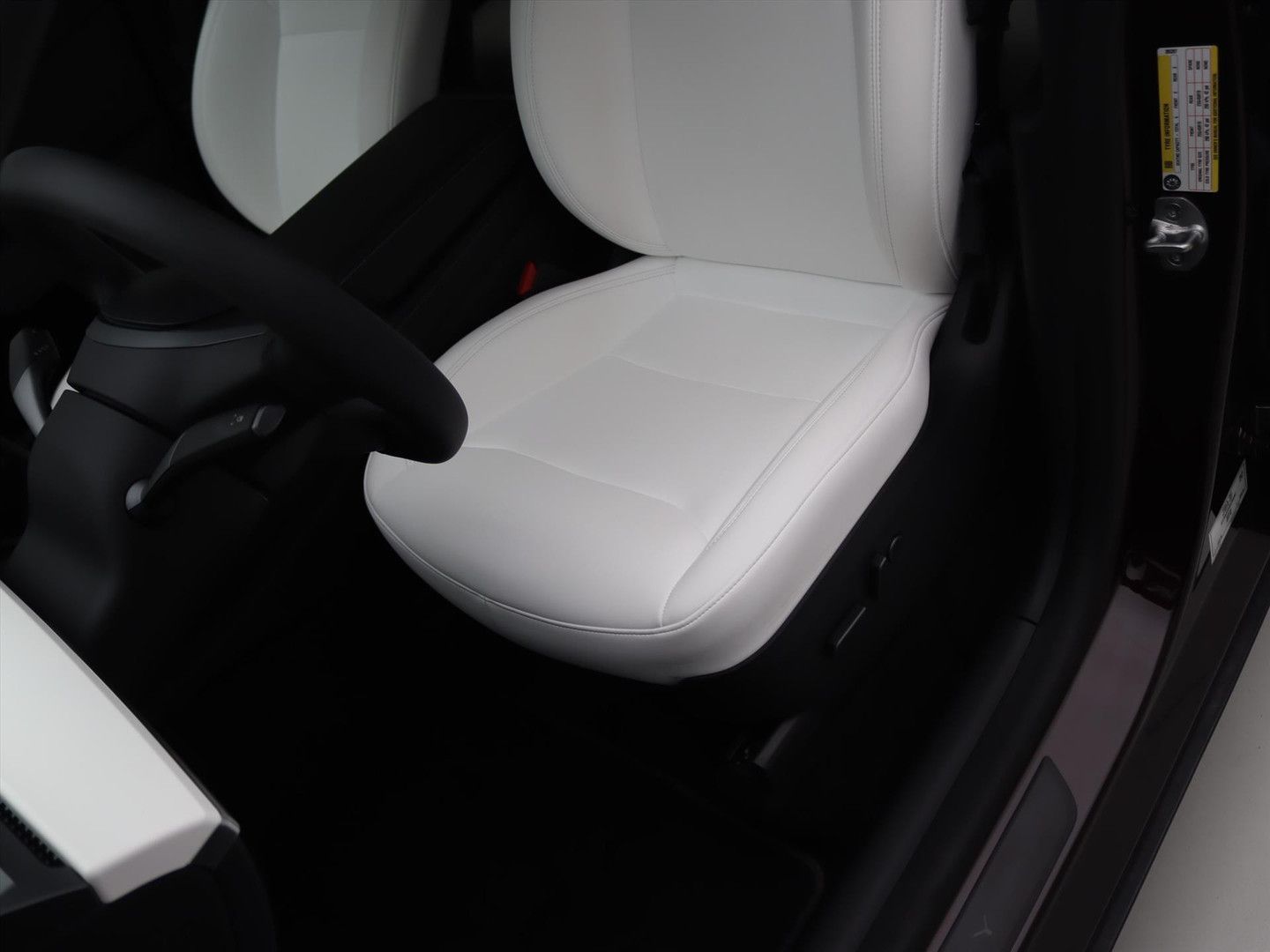 Tesla Model Y Long Range 345pk AWD 97% SoH [ CHERRY+WI