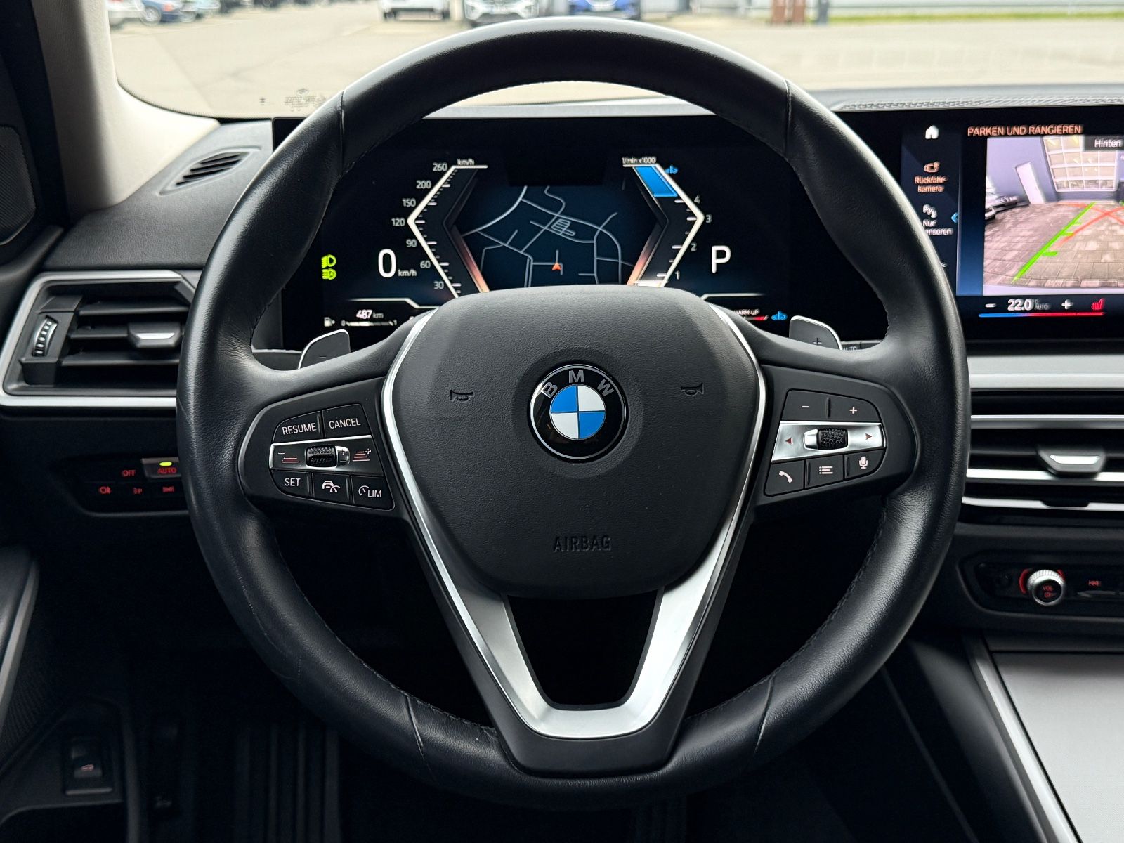 BMW 320 d xDrive - Samsaru's Car Outlet