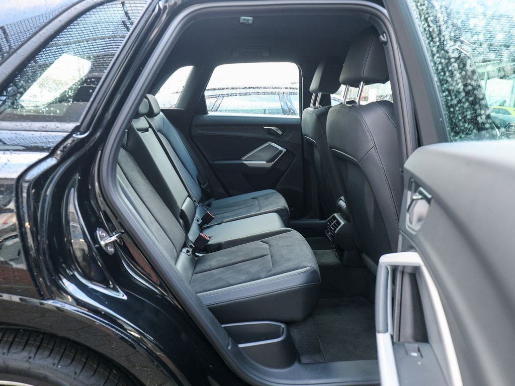 Audi Q3 S line 35 TDI quattro - Samsaru's Car Outlet
