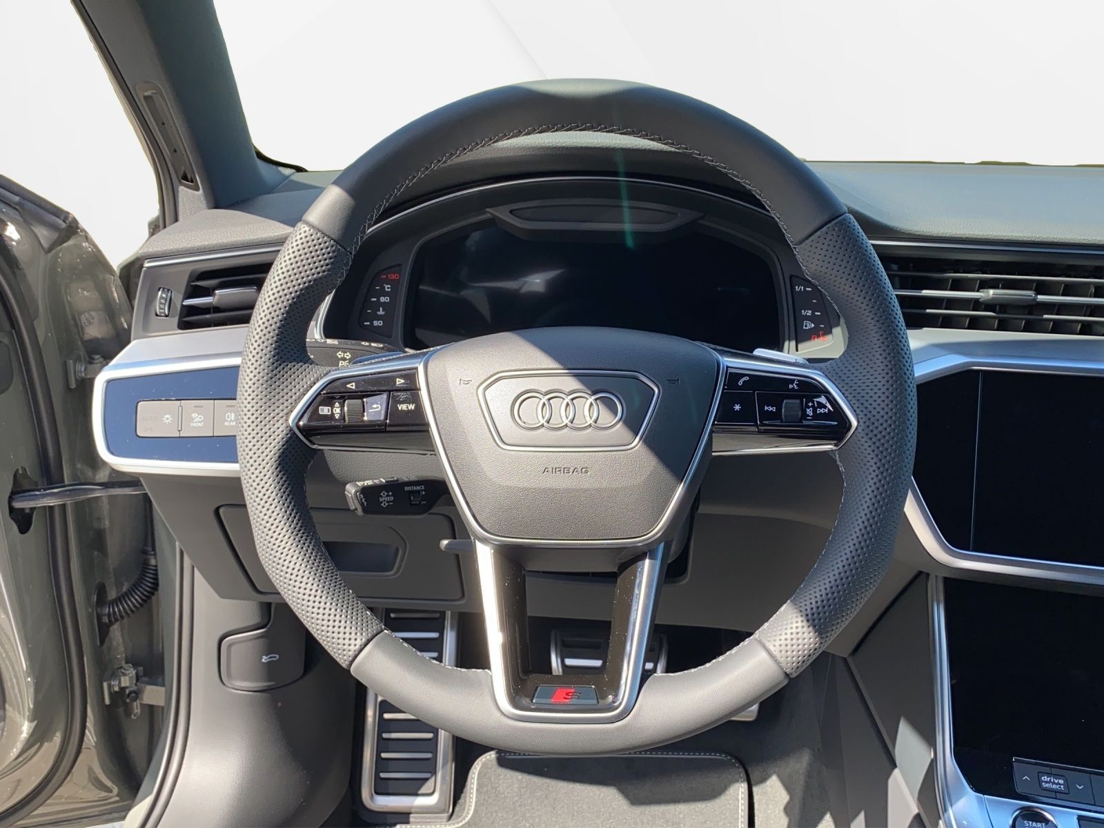 Audi A6 Avant S line 40 TDI quattro S tronic S line M