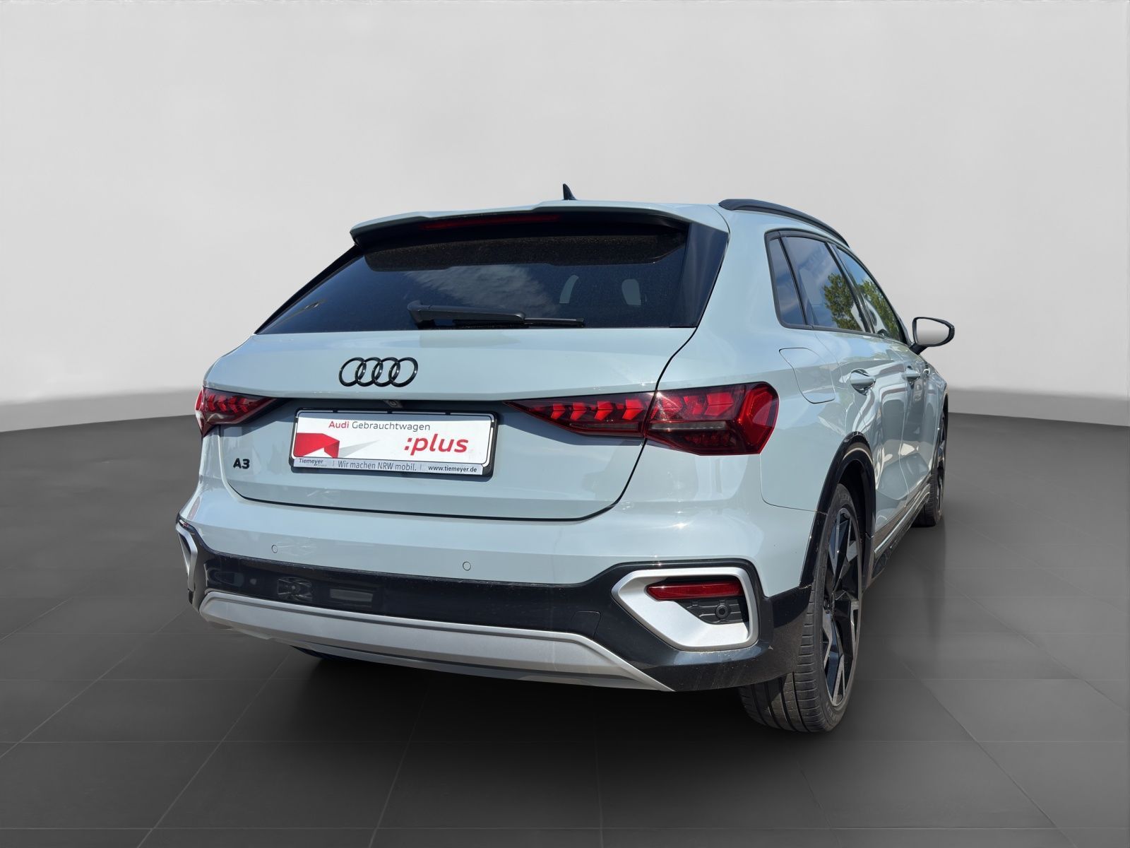 Audi A3 allstreet 35 TDI S LINE LEDER LM19 HuD SONOS