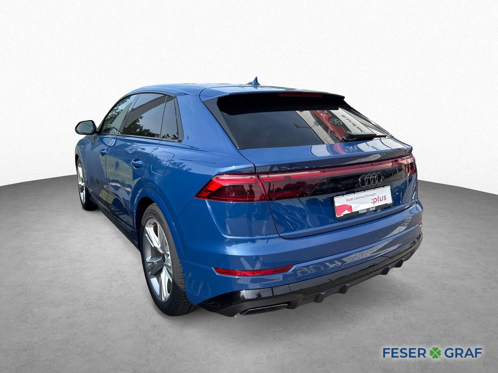 Audi Q8 SUV TFSI e 60 quattro - Samsaru's Car Outlet