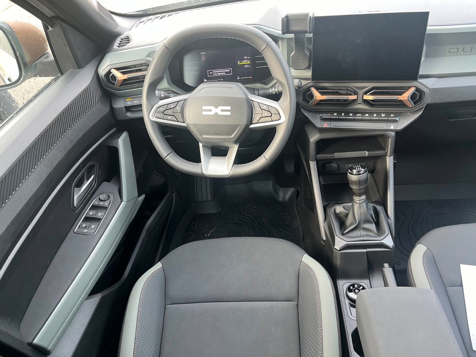 Dacia Duster III TCe 130 Extreme 4x4 - Samsaru's Car Outlet