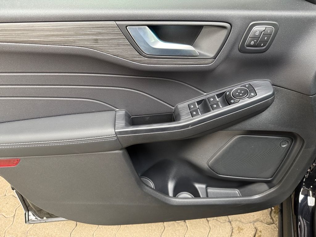 Ford Kuga 2.5 Duratec PHEV ACTIVE X HUD LED AHK Shz.