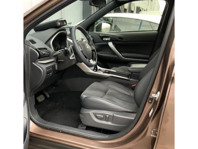 Mitsubishi Eclipse Cross Plus Select Black Hybrid 4WD 2.4 M