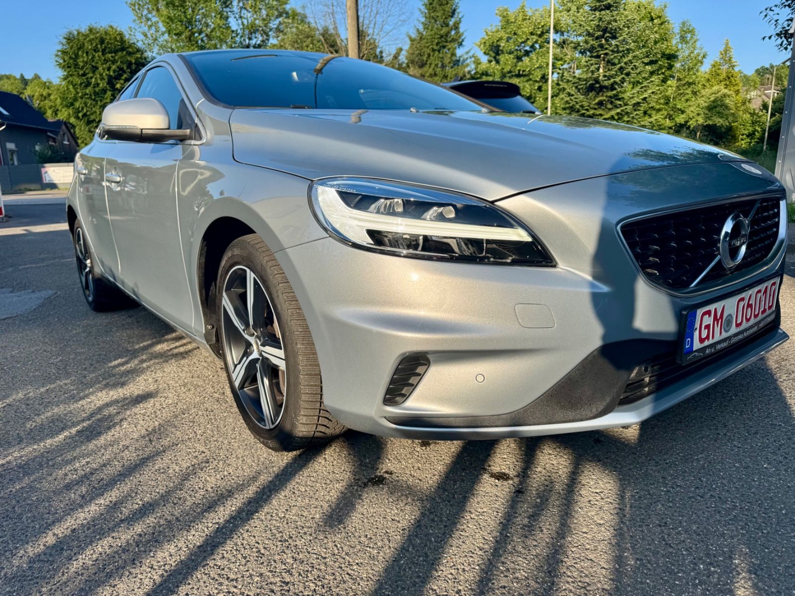 Volvo V40 R-DesignAut.NavLederFullLedGarantiNavi