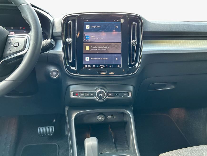 Volvo XC40 B3 Core - Samsaru's Car Outlet