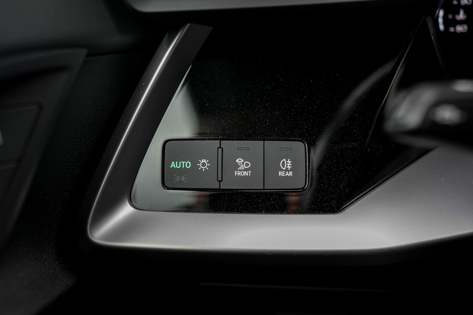 Audi A3 Sportback 35 TFSI advanced - Samsaru's Car Outlet