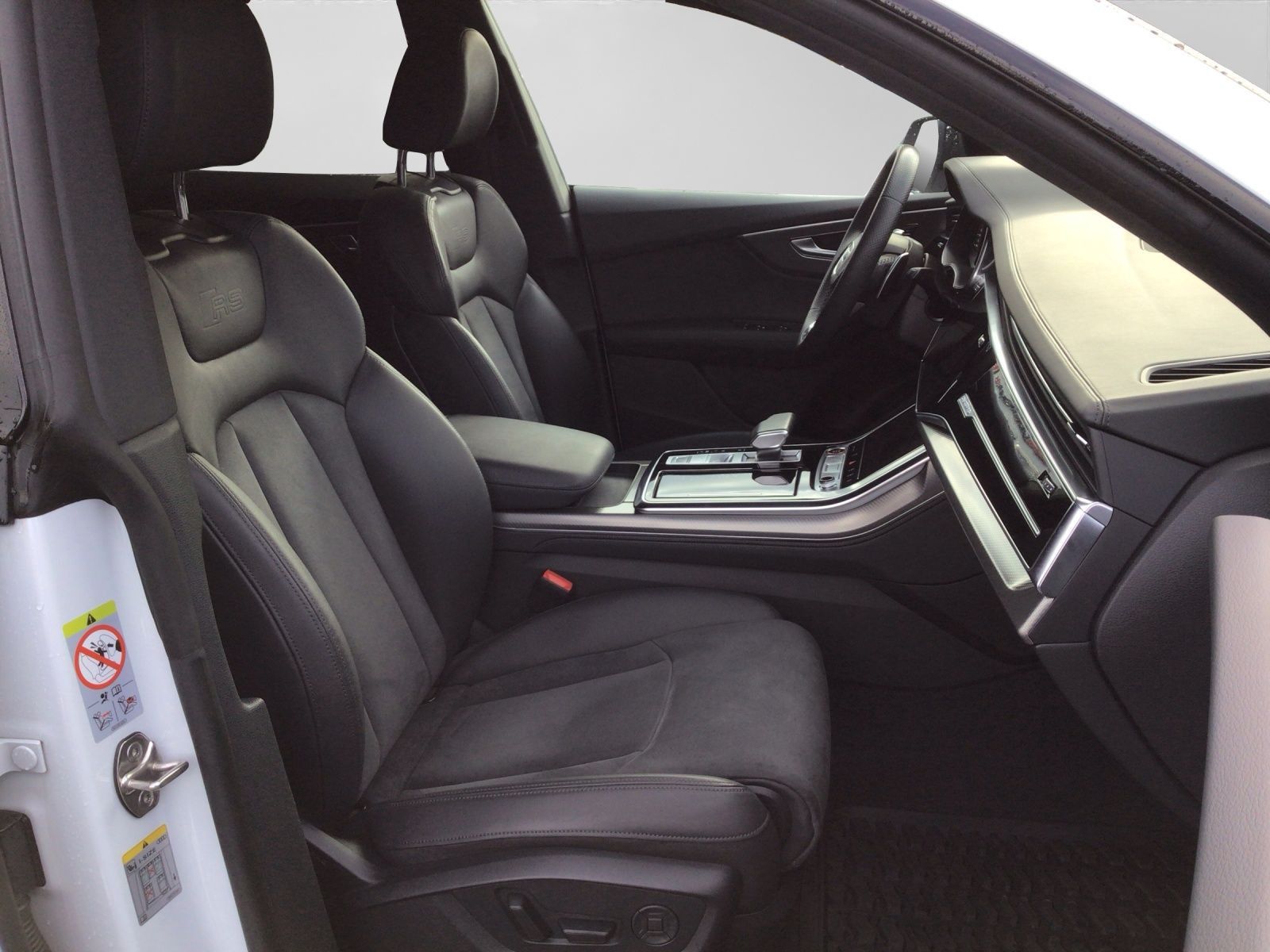 Audi RSQ8 TFSI Q MATRIX KAMERA BuO LM23