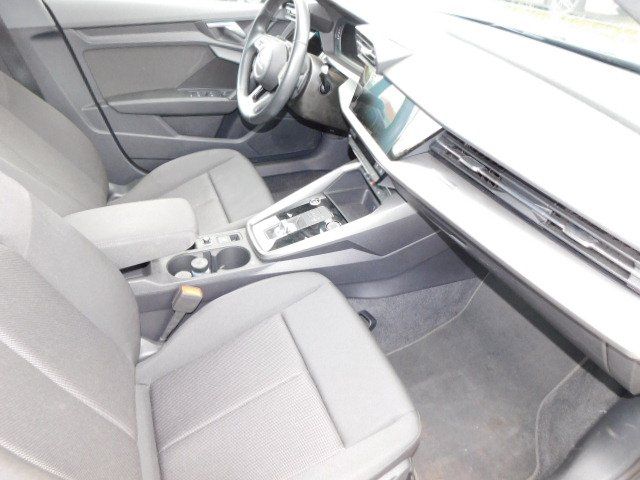 Audi A3 30 TFSI Sportback S tronic advanced