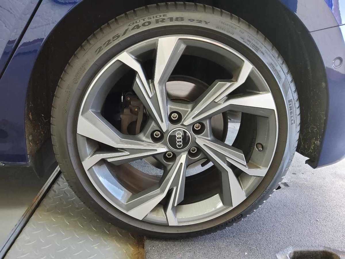 Audi A3 Sportback 40 TFSI quattro S-Line LED/PANO/ACC