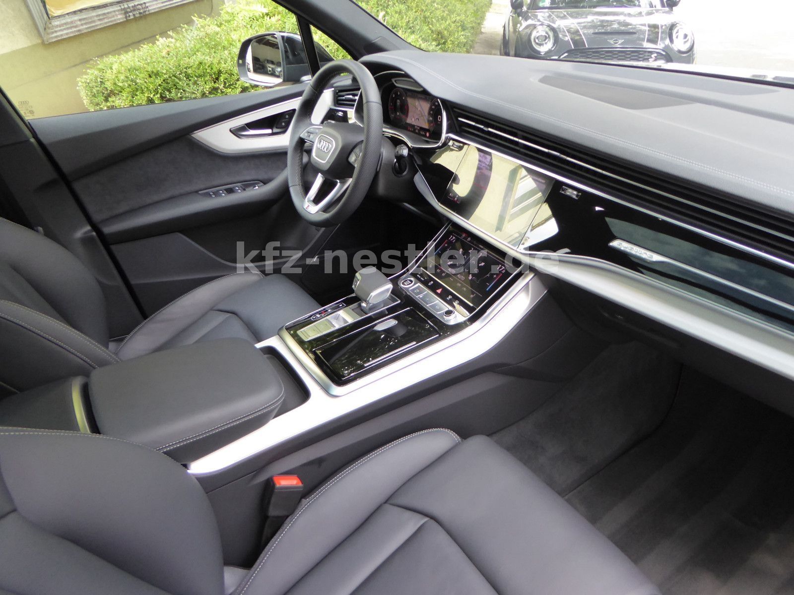 Audi Q7 50 TDI Facelift/2x S line/Pano/22"/7-Sitz/AHK