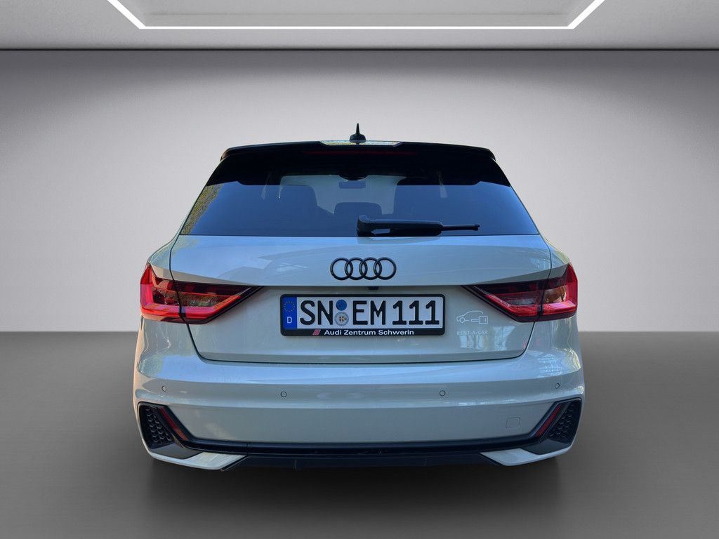 Audi A1 Sportback 35 1.5 TFSI S-tronic S line LED ACC