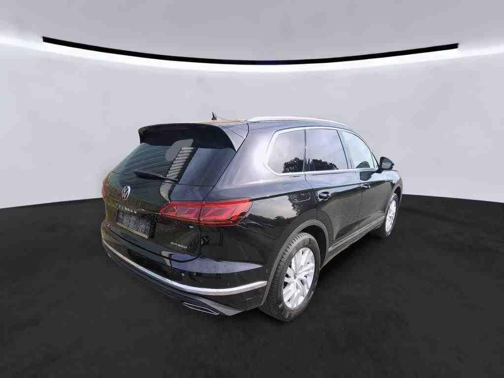 Volkswagen Touareg 3.0TSI eHybrid DSG - Samsaru's Car Outlet