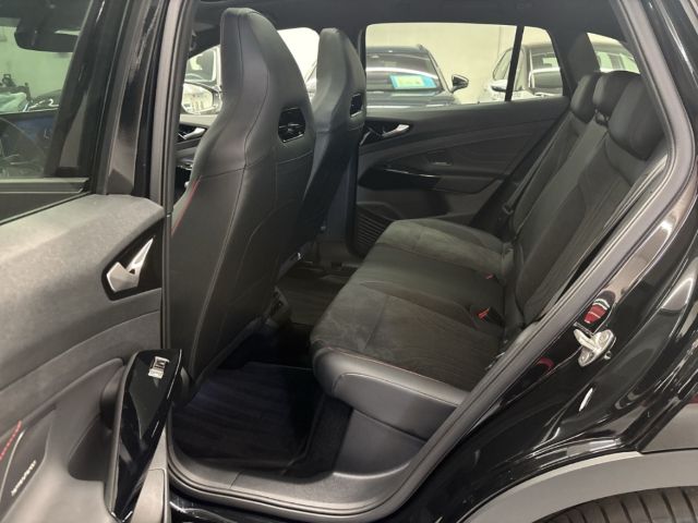 Volkswagen ID.4 GTX 79 kWh 4Motion HUD AHK Panorama Navi