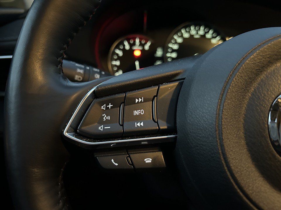Mazda 6 2.5L SKYACTIV G 194ps 6AT FWD EXCLUSIVE-LINE