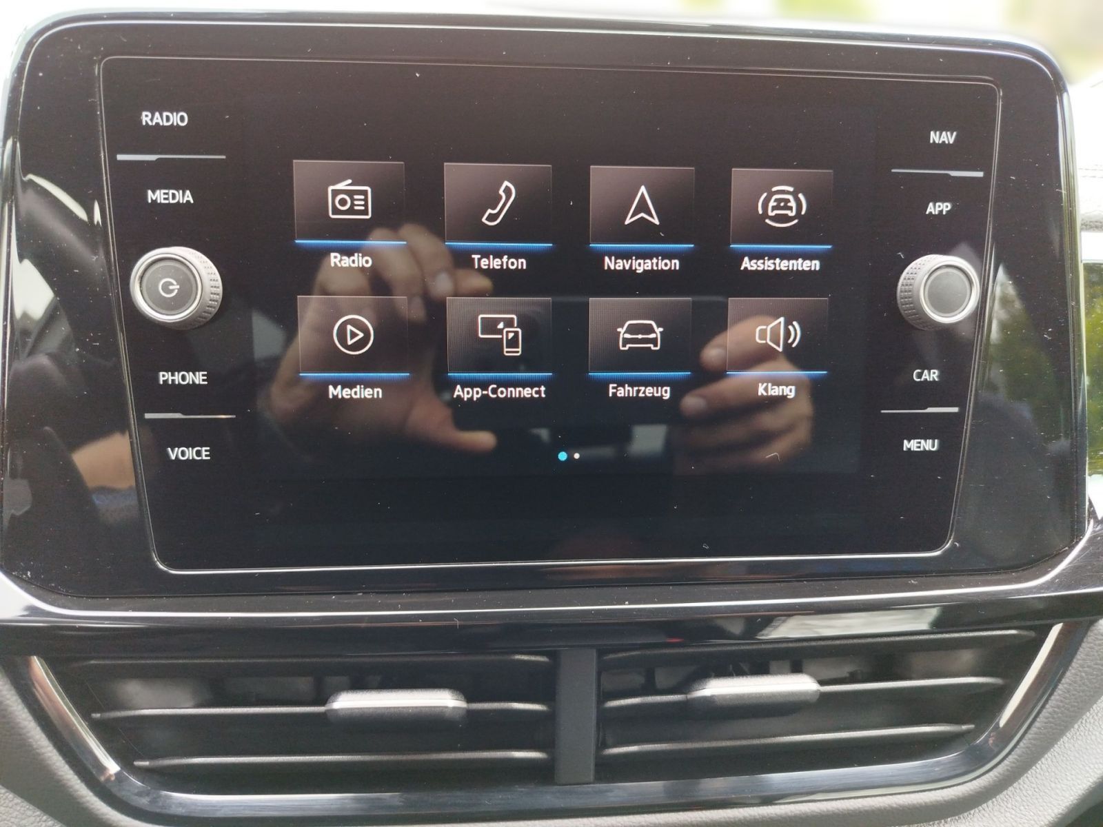 Volkswagen T-Roc 2.0 TSI DSG 4Motion R - Samsaru's Car Outlet