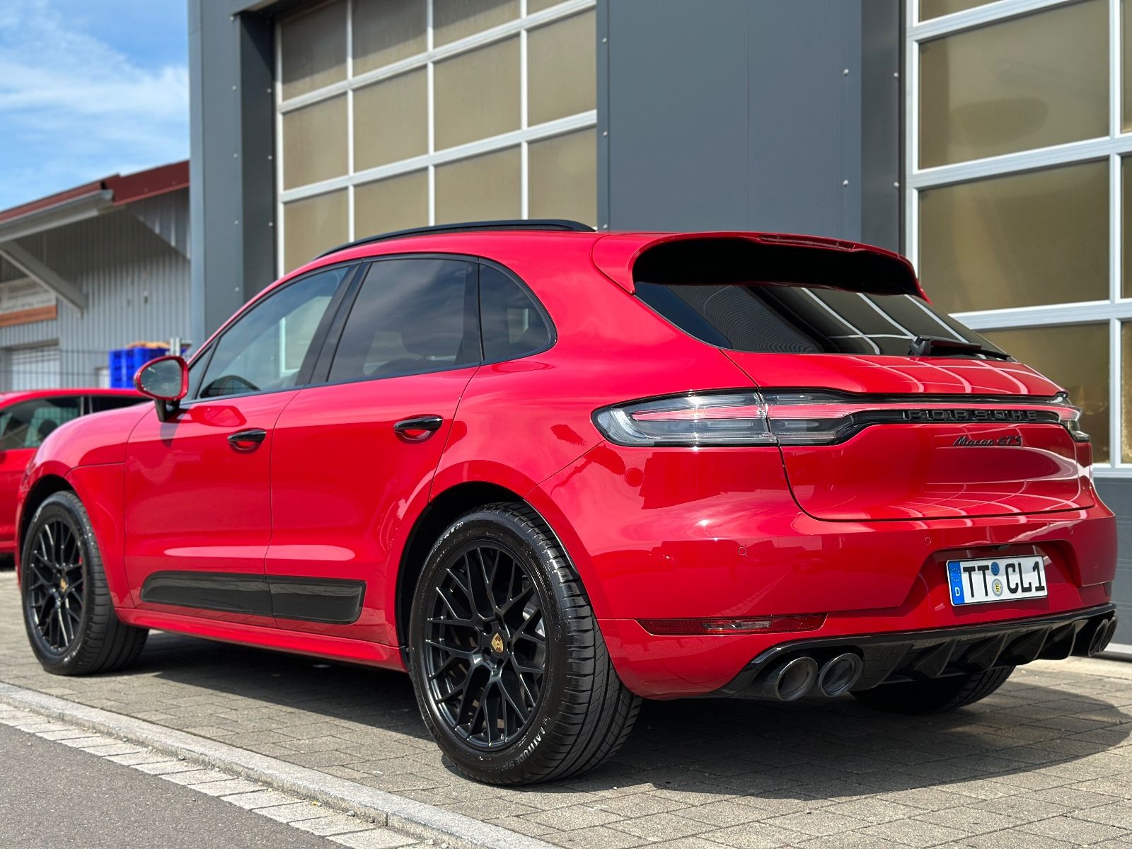 Porsche Macan GTS - Samsaru's Car Outlet