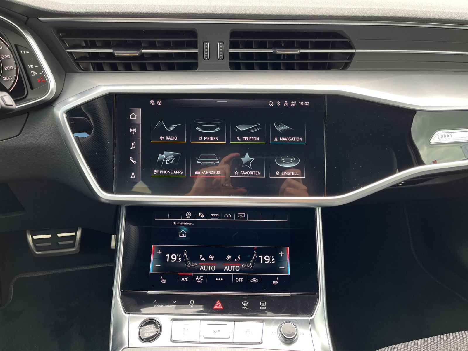 Audi A6 Avant S line 40 TDI S tronic - Samsaru's Car Outlet