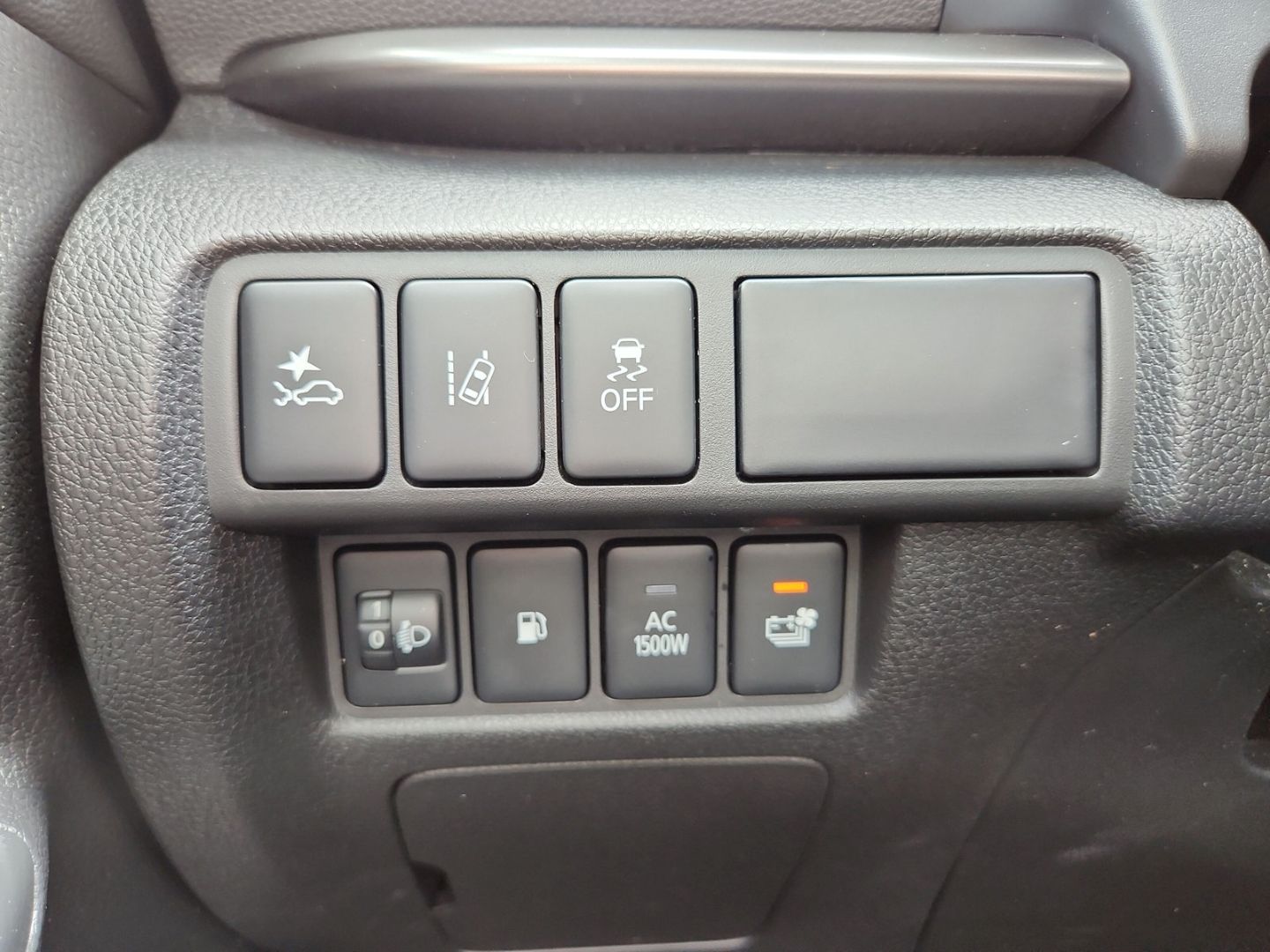 Mitsubishi Eclipse Cross Plug-In Hybrid Select Black *Black