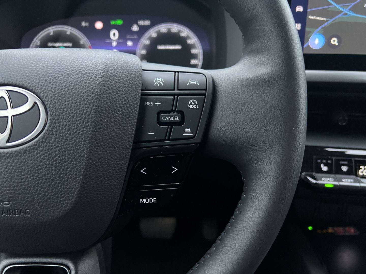 Toyota C-HR 1.8 Hybrid Teamplayer *Technik Paket*CAM*SH