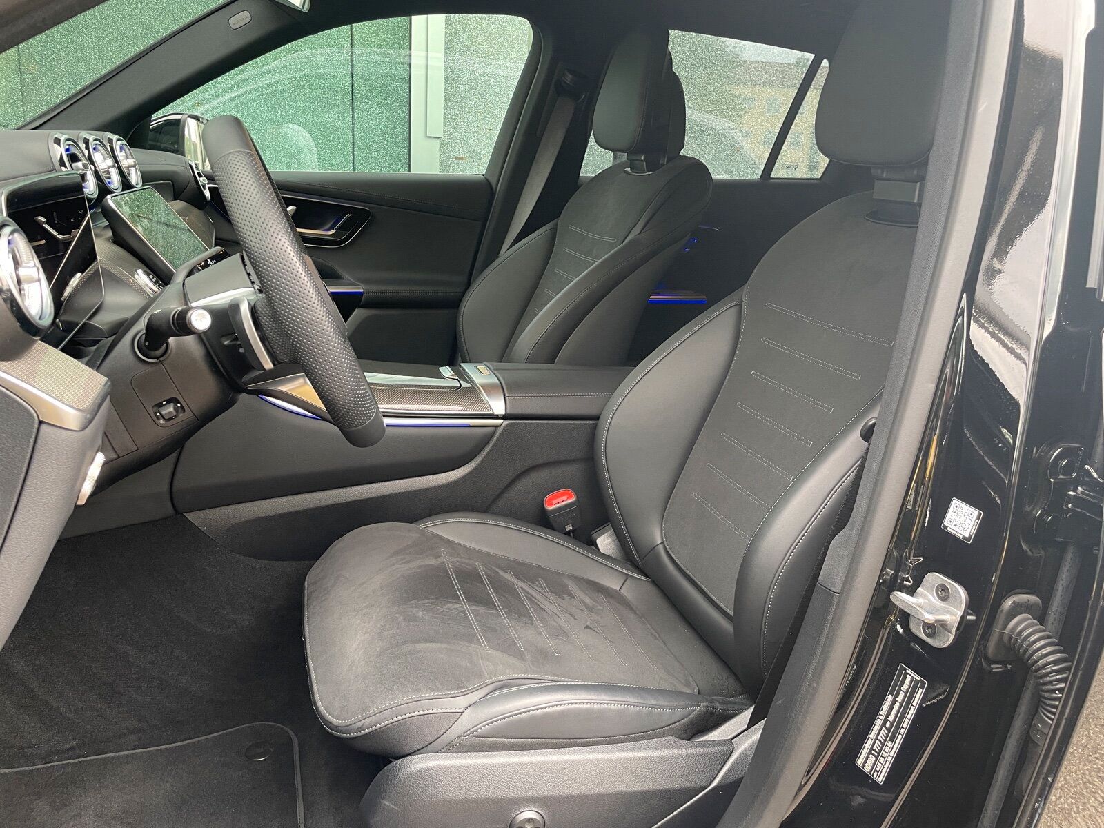 Mercedes-Benz GLC 300 d 4M AMG*AHK*DISTRONIC*MEMORY*LED*CAM
