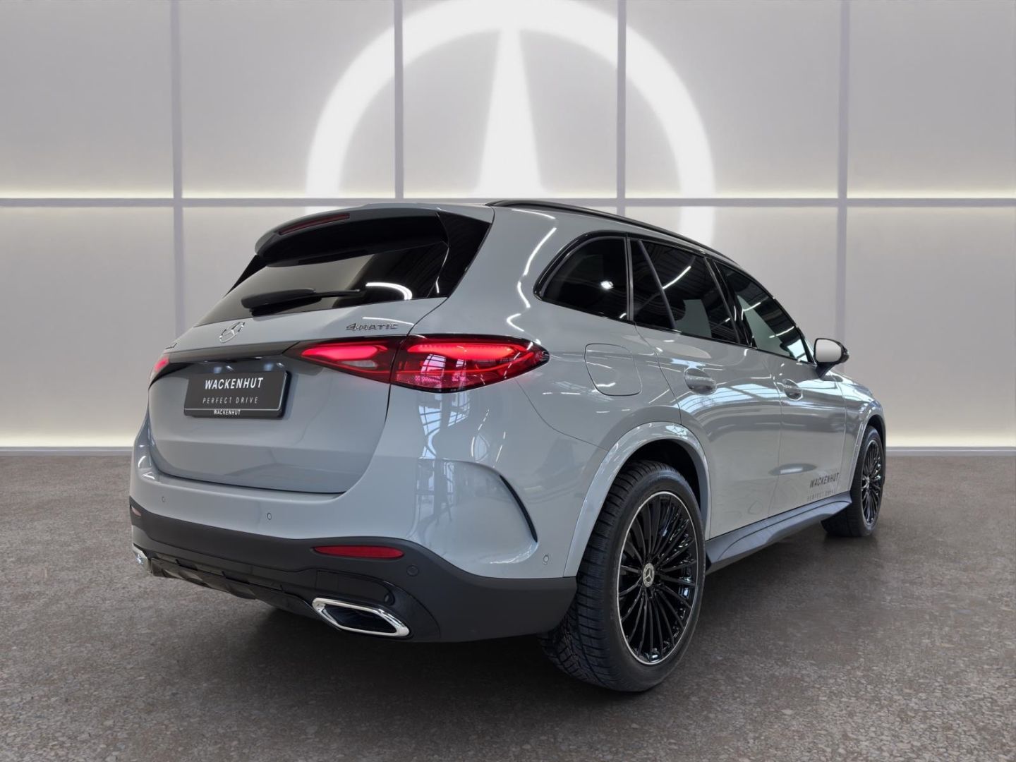 Mercedes-Benz GLC 300 d 4M AMG LINE ADVANCED PLUS AHK+PANO+360