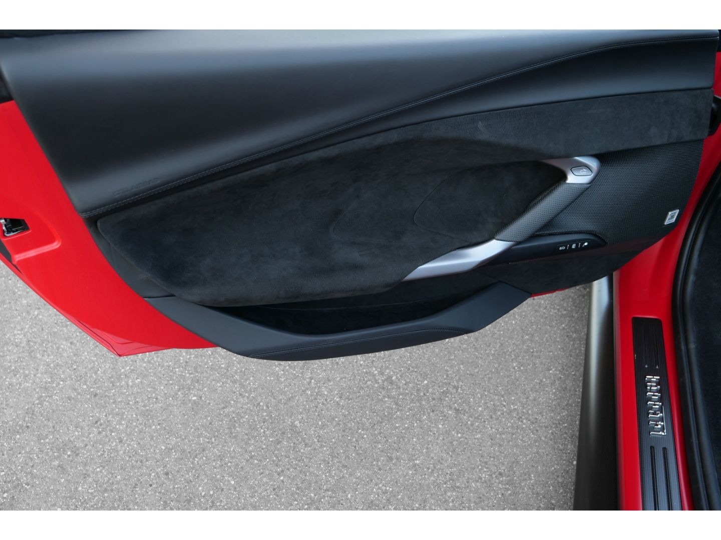 Ferrari 296 GTS - Samsaru's Car Outlet