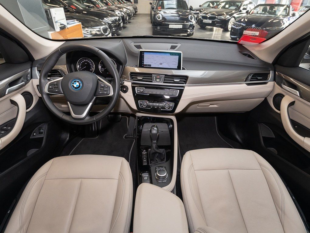 BMW X1 xDrive25e xLine - Samsaru's Car Outlet