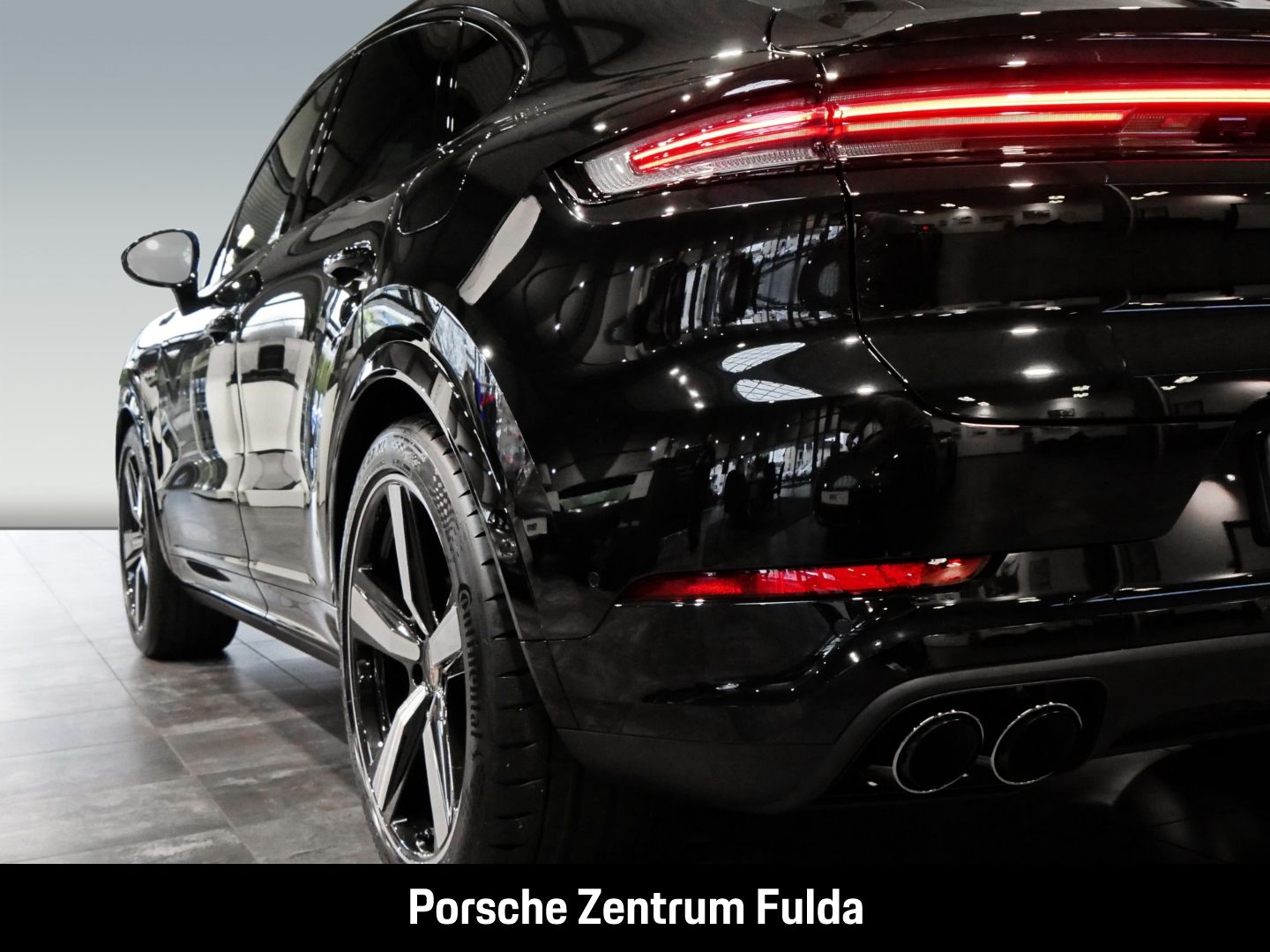 Porsche Cayenne E-Hybrid Coupe BOSE Panoramadach LED