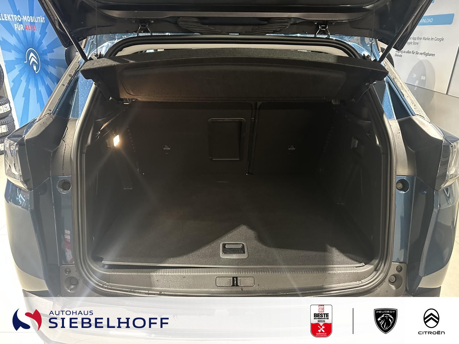 Peugeot 3008 Allure Hybrid 225 e-EAT8