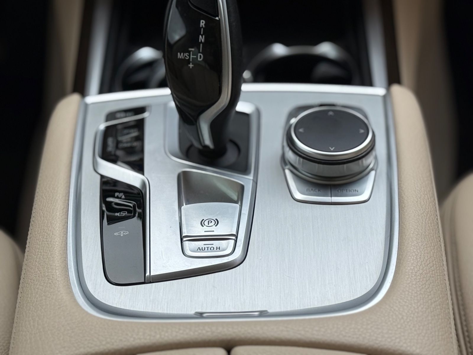 BMW 730 d xDrive Aut. Leder LED Luftfederung