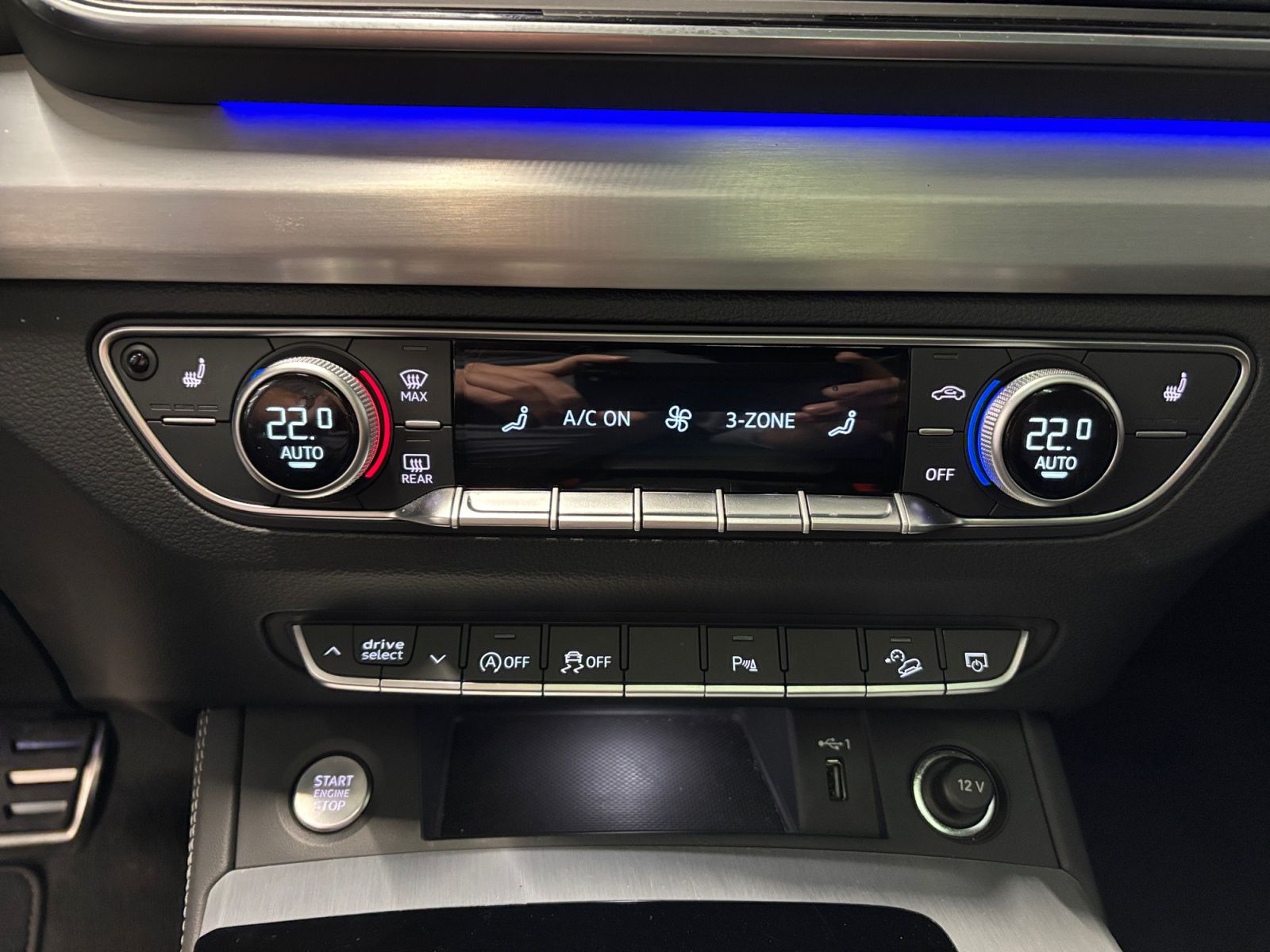 Audi Q5 Sportback 40 TFSI quattro S line BLACK AHK MA