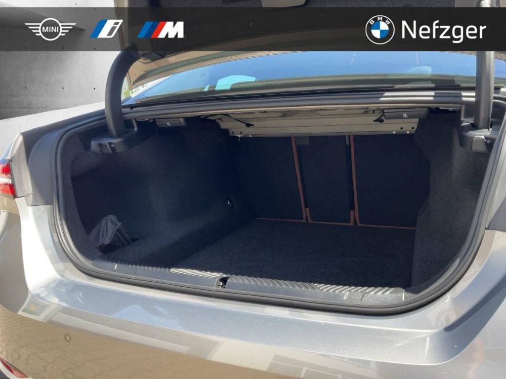 BMW 520 i Limo. Memory Sitzbelüftung Driving Assist.