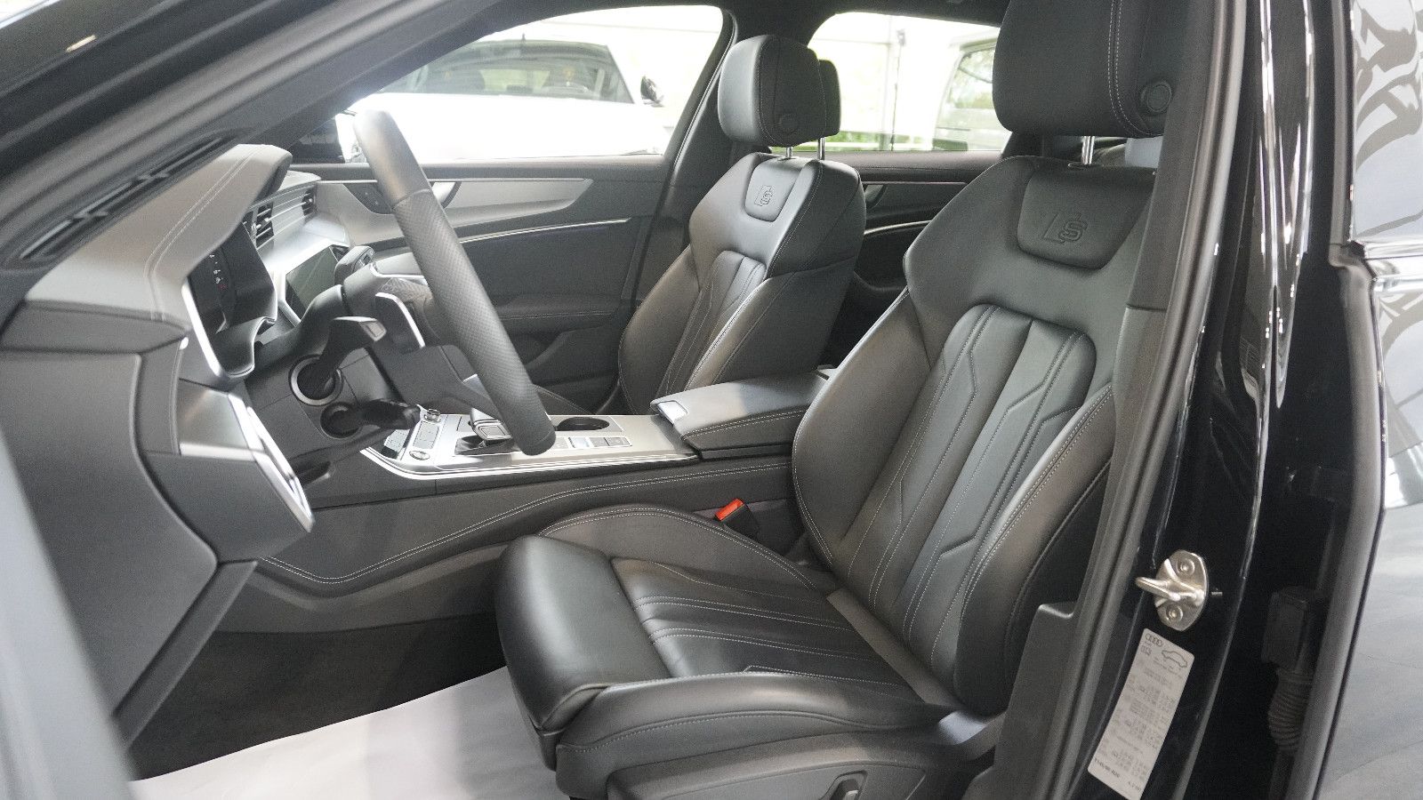 Audi A6 Avant 55 TFSI quattro - Samsaru's Car Outlet