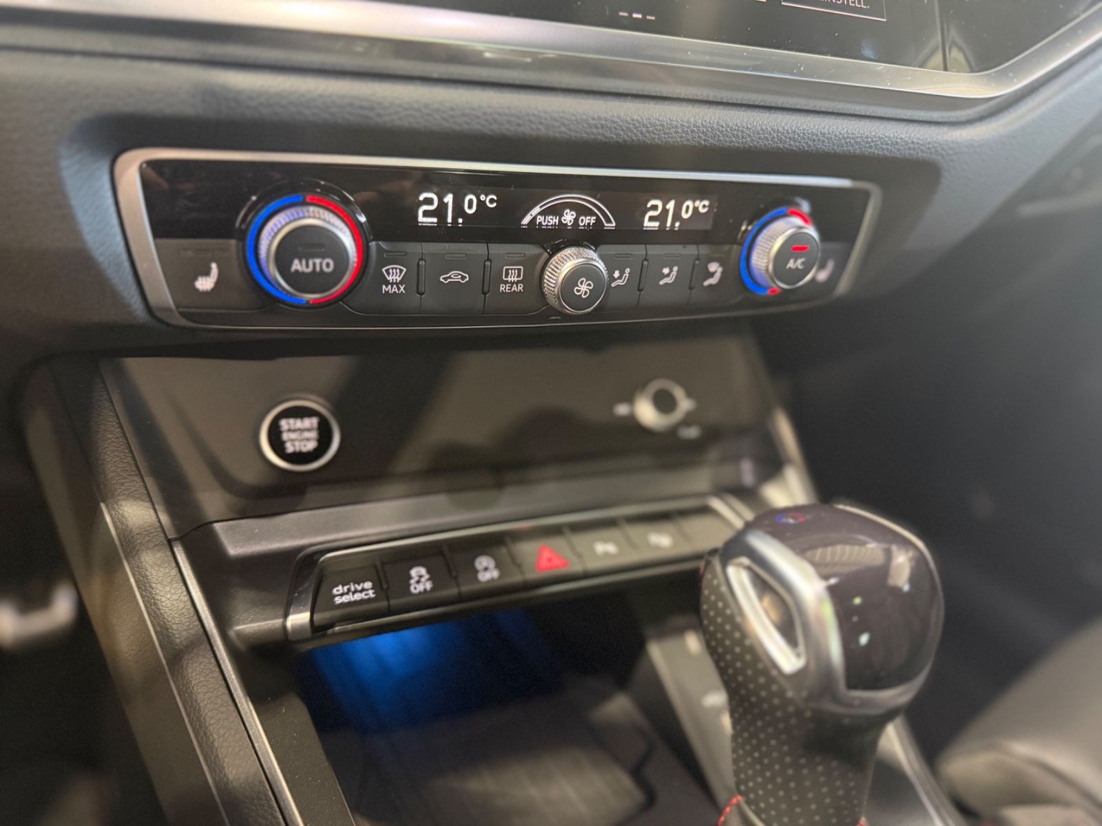 Audi Q3 40 TDI quattro S Line|Virtual|AHK|Pano|StandH
