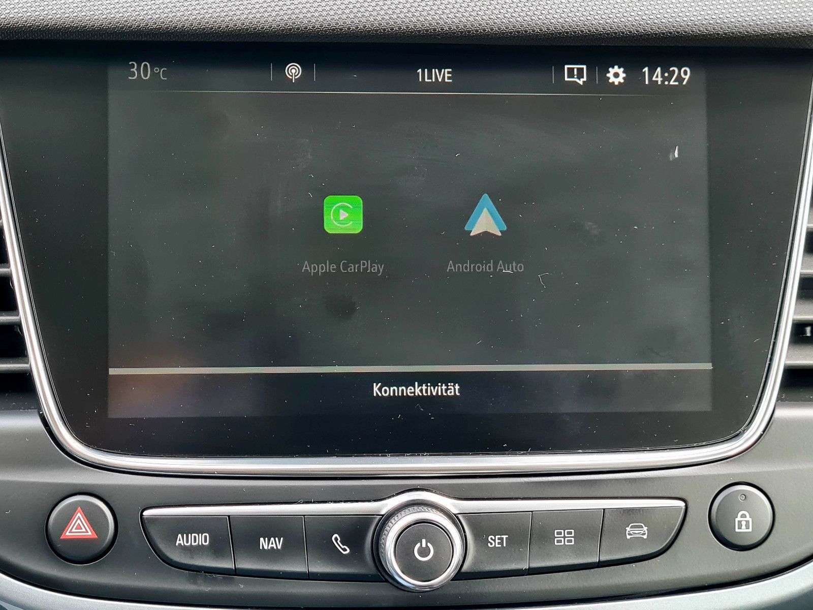 Opel Crossland Innovation - Samsaru's Car Outlet