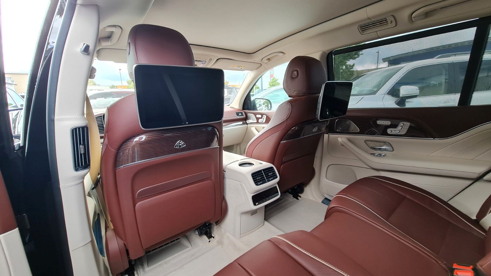 Mercedes-Benz GLS 600 MAYBACH - Samsaru's Car Outlet