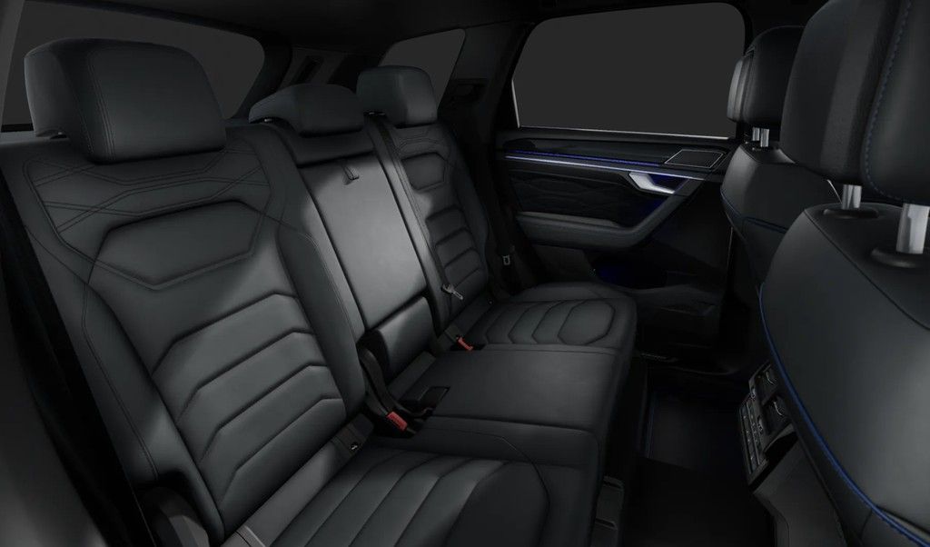 Volkswagen Touareg R eHybrid 4Motion AHK Dynaudio HuD 360°