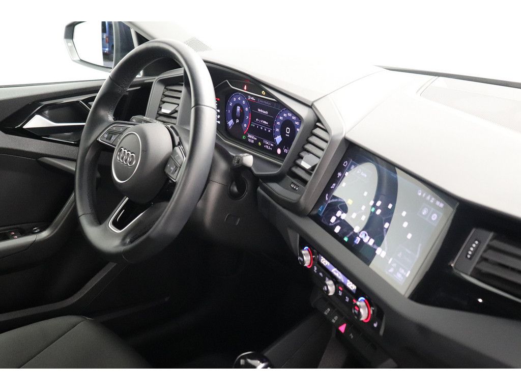 Audi A1 30 citycarver 1.0.TFSI S-tronic Standheizung