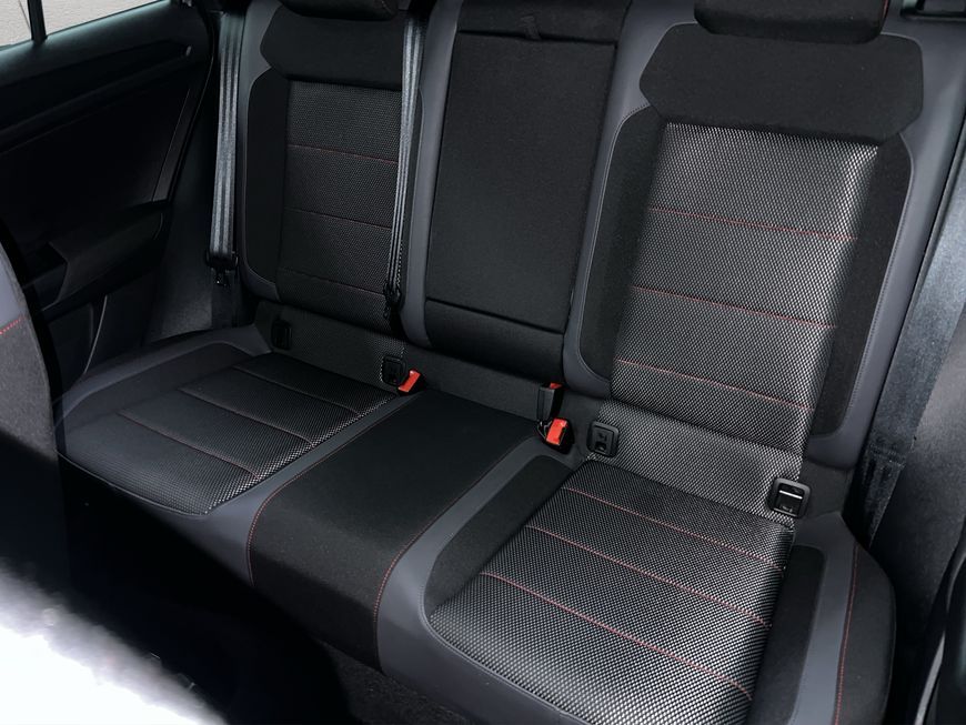 Volkswagen T-Roc 1.5 TSI OPF DSG Sport - Samsaru's Car Outlet