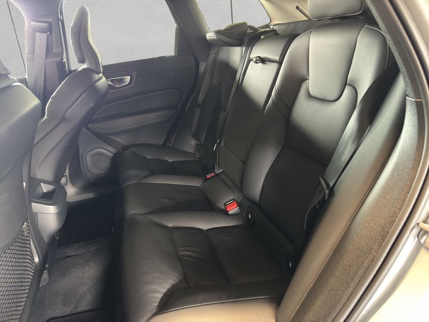 Volvo XC60 B5 B AWD Core