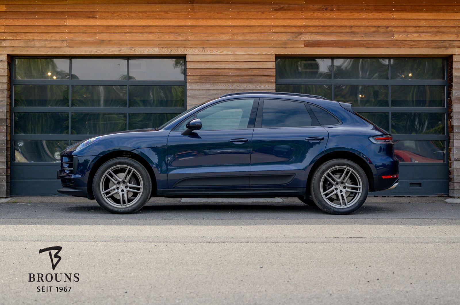 Porsche Macan 245PS - Samsaru's Car Outlet