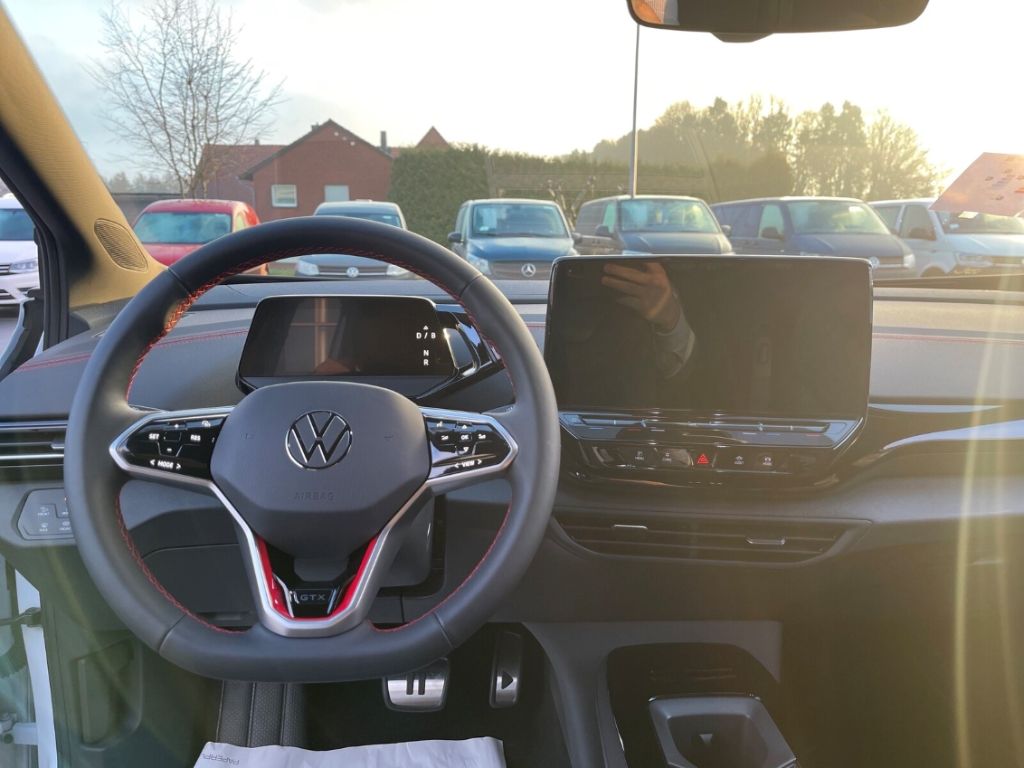 Volkswagen ID.4 GTX Wärmepumpe AHK  Navi HuD EasyOpen 360°K