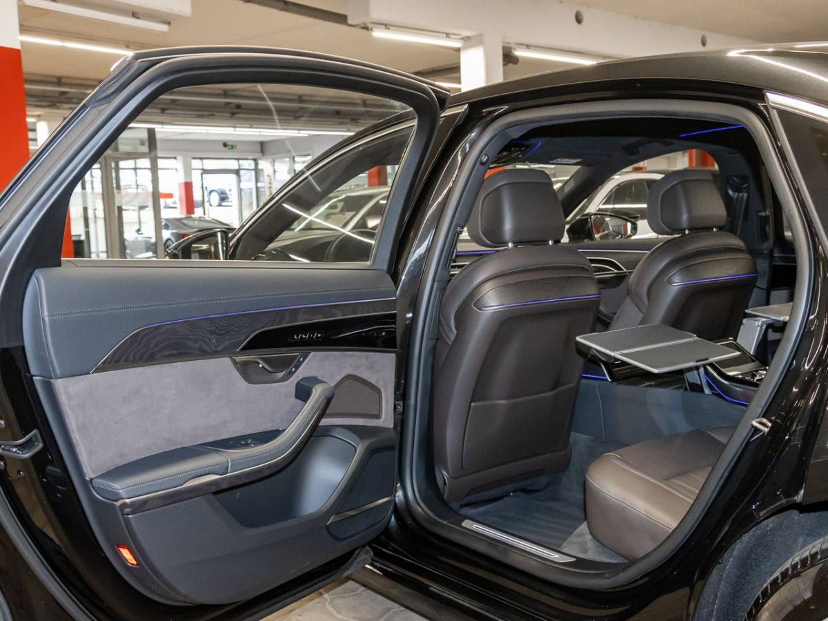 Audi A8 L 60 TFSI e quattro - Samsaru's Car Outlet