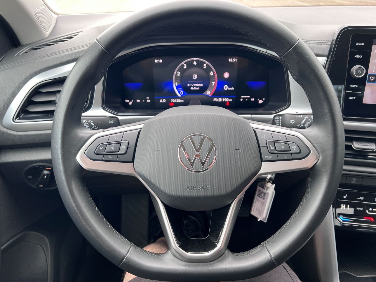 Volkswagen T-Roc 1.0TSI Life - Samsaru's Car Outlet