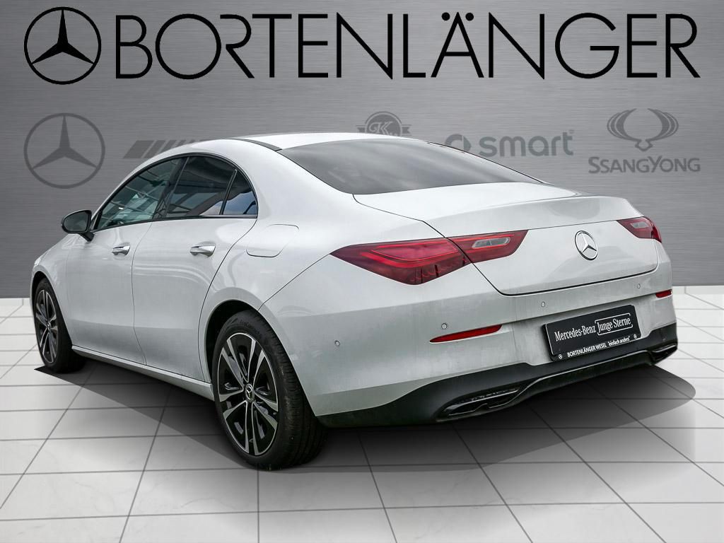Mercedes-Benz CLA 180 Progressive - Samsaru's Car Outlet