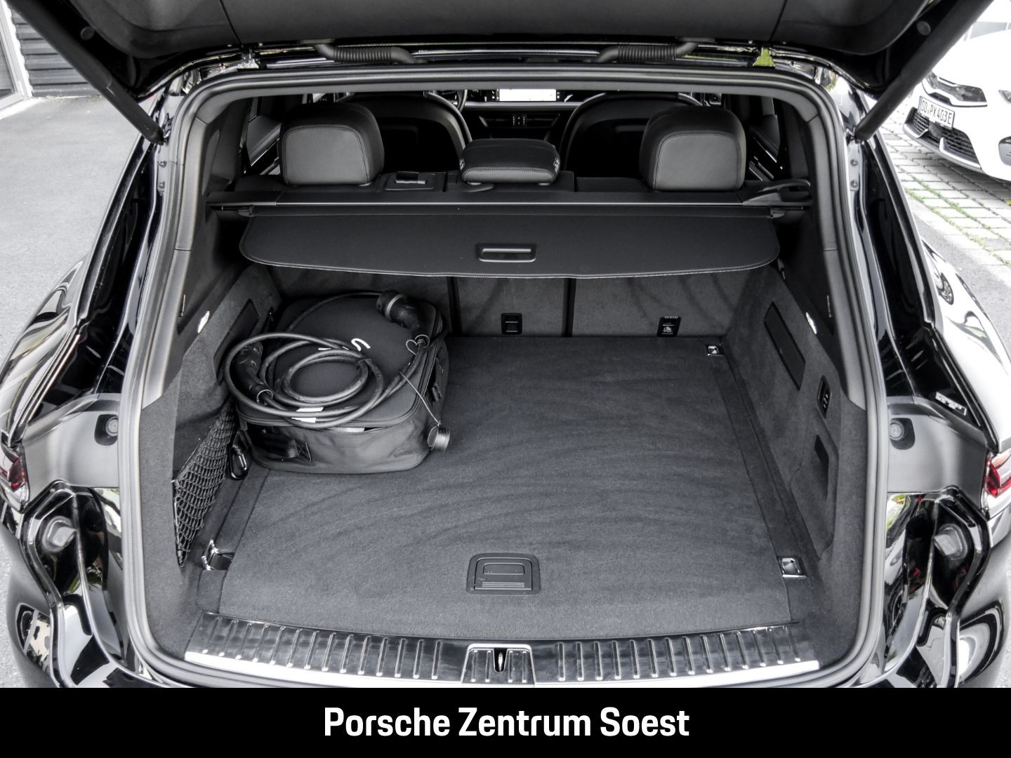 Porsche Cayenne E-Hybrid/21 Zoll/BOSE/PASM/Surround View